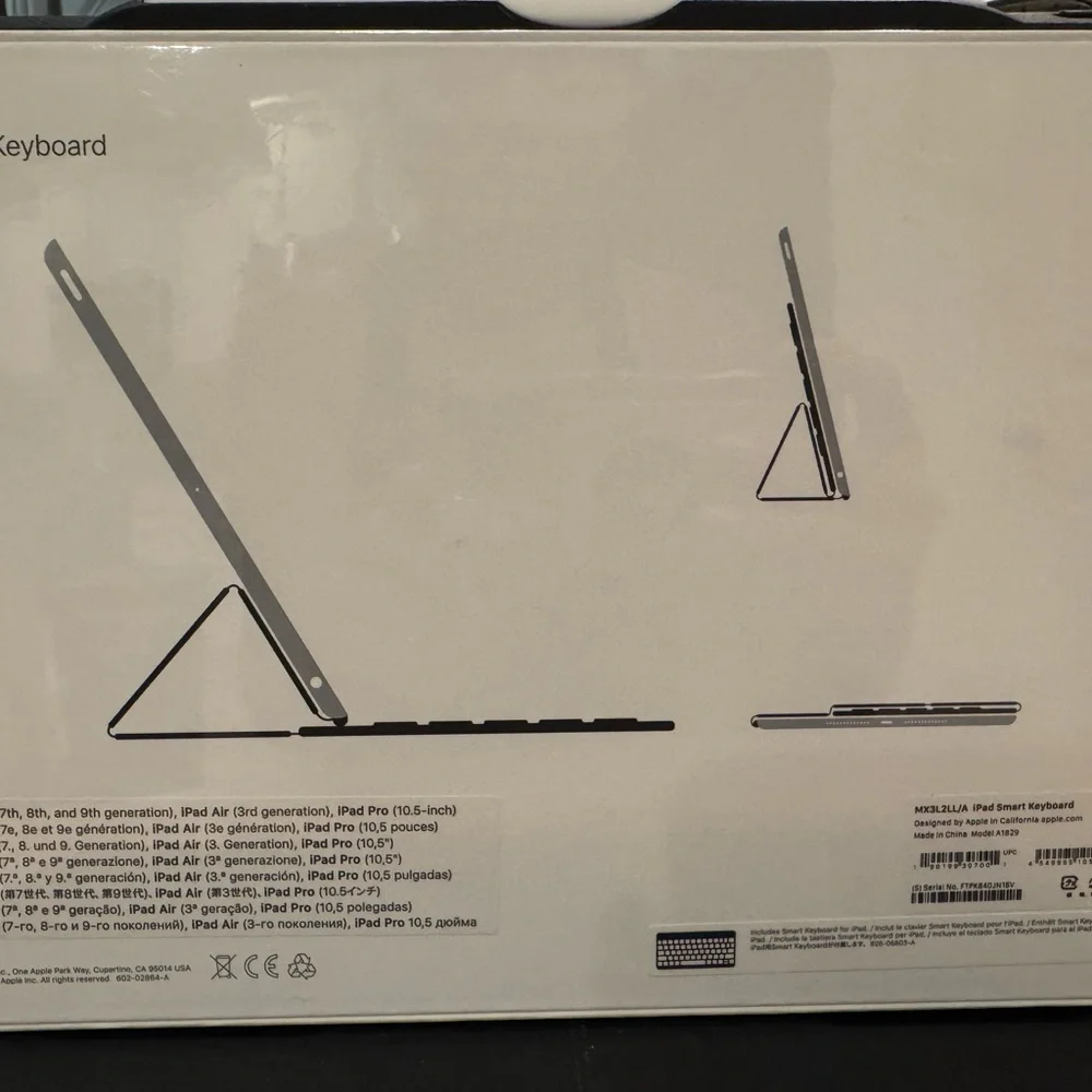 Apple iPad Smart Keyboard - Dark Gray